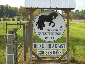 Dream Horse Guesthouse sign